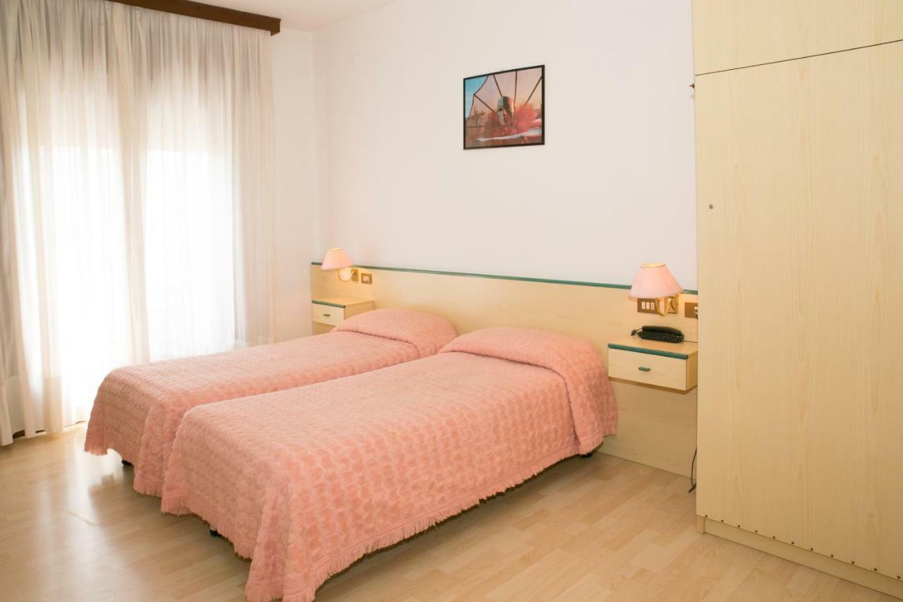 Hotel San Marco Лидо-ди-Езоло Экстерьер фото